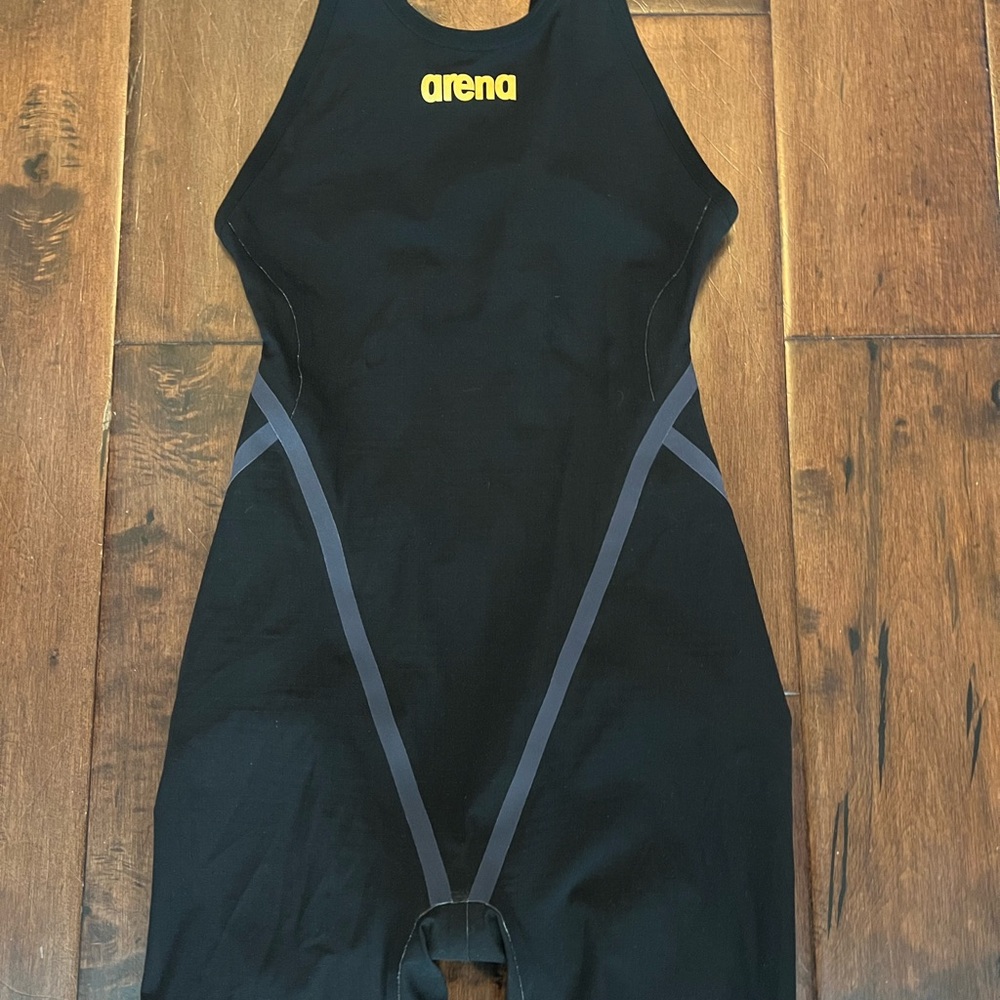 Arena Carbon Core FX Tech Suit